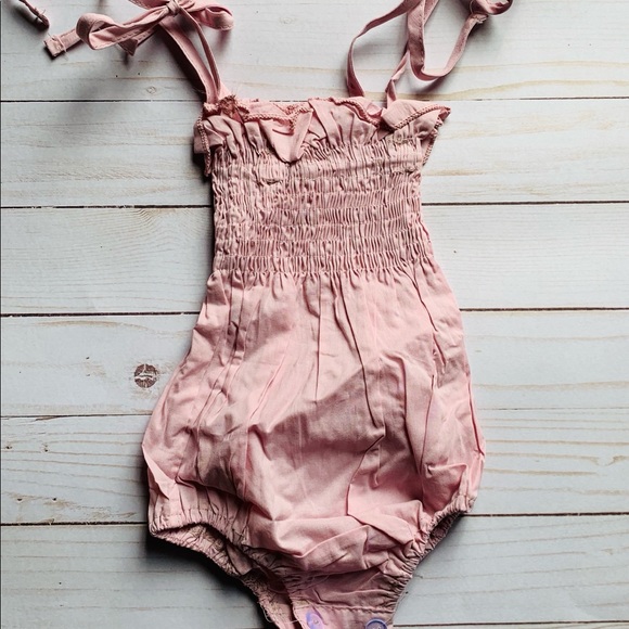 Pink Lightweight romper for baby 👶🏽 💜 - Picture 1 of 2
